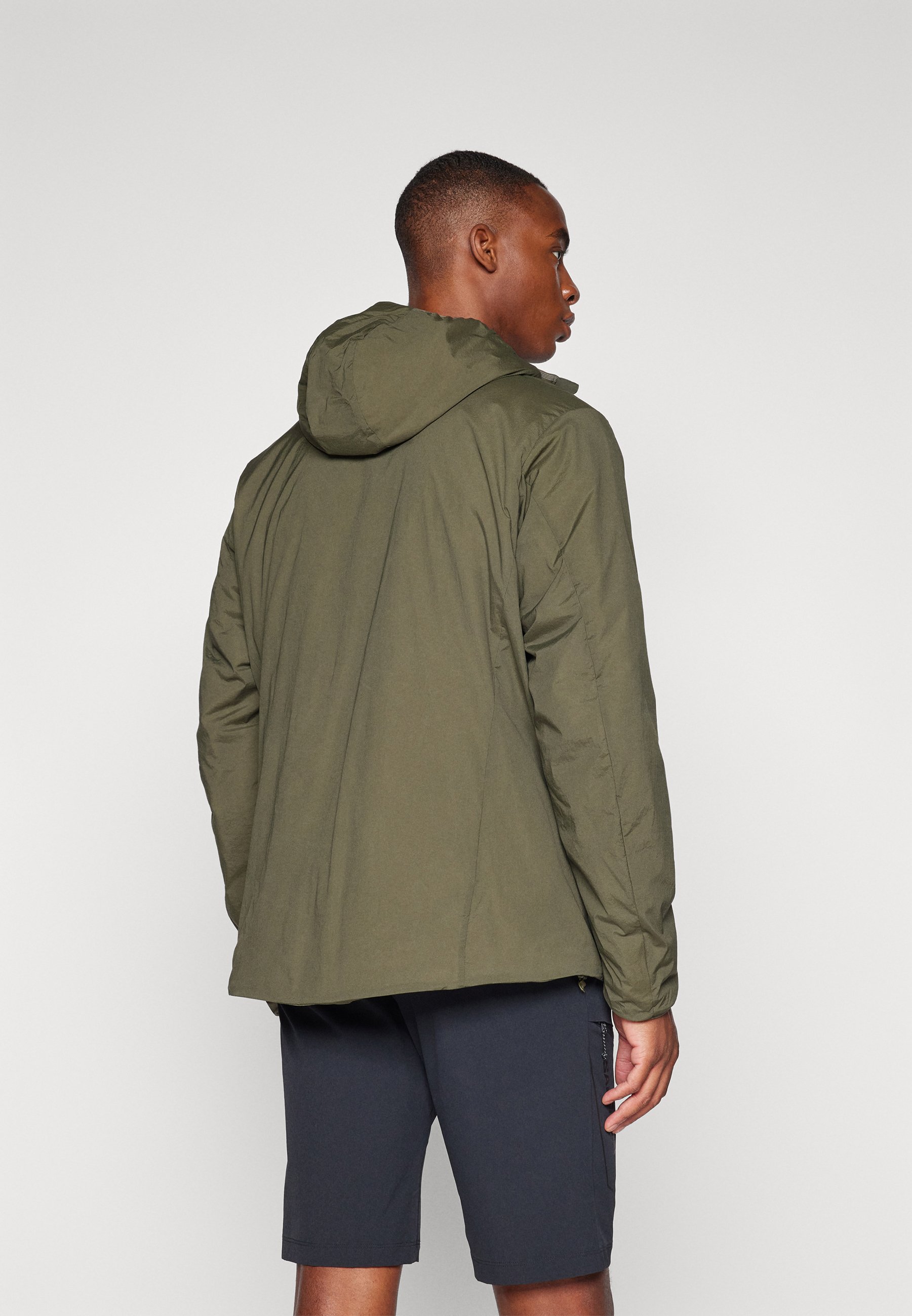 Salomon MOUNTAIN FLEX - Chaqueta outdoor - grape leaf/verde