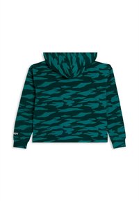 Sudadera con capucha de patrón de camuflaje en verde oscuro y azul verdoso, vista desde atrás, con mangas largas y capucha adjunta.