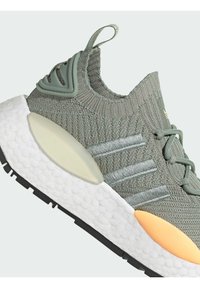 adidas Originals ORIGINALS NMD_W1 - Sneakers basse - silver green silver pebble acid orange