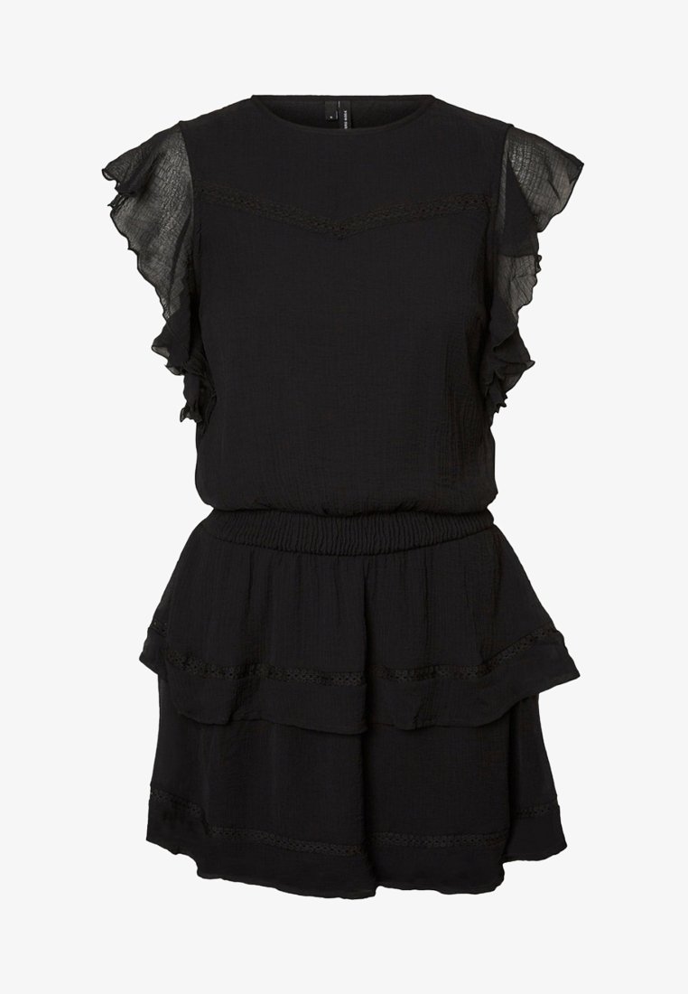 Robe courte noire avec manches légères et transparentes, taille élastique, jupe à volants et délicats détails en dentelle sur le corsage et l'ourlet.