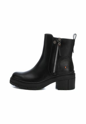 Botines con plataforma - black