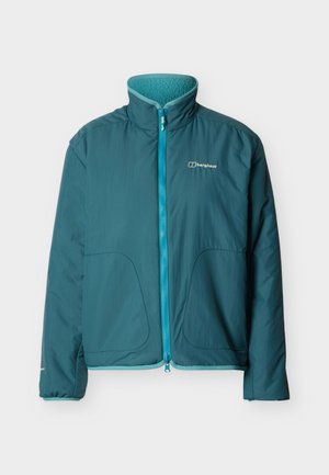 Chaqueta aislante de color azul verdoso con cuello alto, cremallera completa en el frente, dos bolsillos delanteros y logo de Berghaus en el pecho izquierdo.