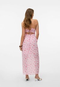 Vero Moda VMAMIN - Maksikleit - pink marshmallow