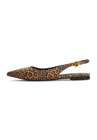 Slingback kortit leopardikuosisilla, joissa on teräväkärkinen muotoilu, musta reunus, kultainen solki ja teksturoitu pinta, ja matala korko.