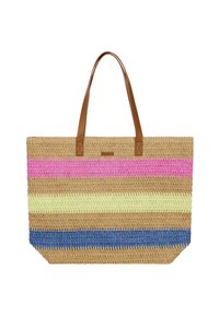 Geweven stro-tote bag met bruin leren handvatten. Kenmerkt horizontale strepen in roze, geel en blauw. Rechthoekige vorm, ruime ontwerp.