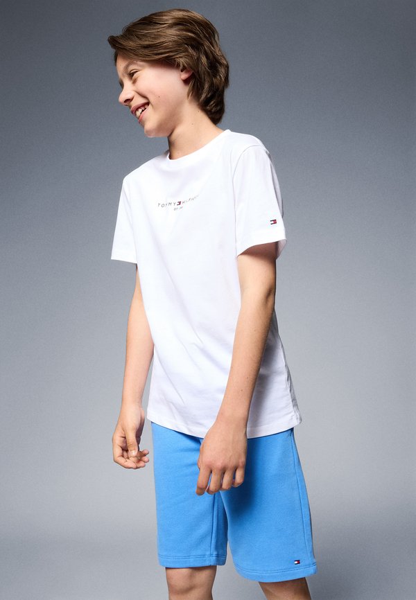 ESSENTIAL SET - Basic T-shirt