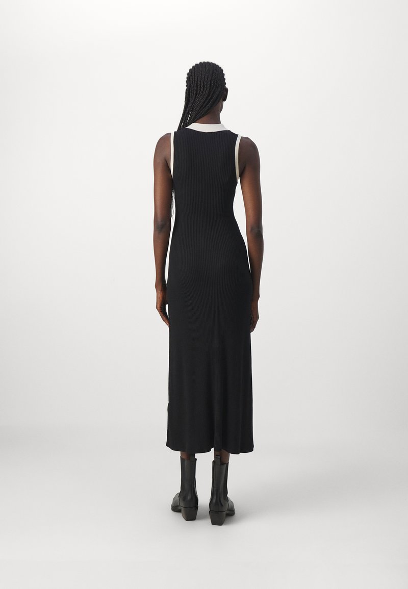 sandro ROBE GABRIELLE SANS MANCHES - Jumper dress - noir/ecru/black -  Zalando
