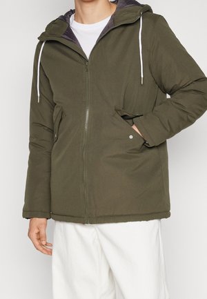 Parkas - olive