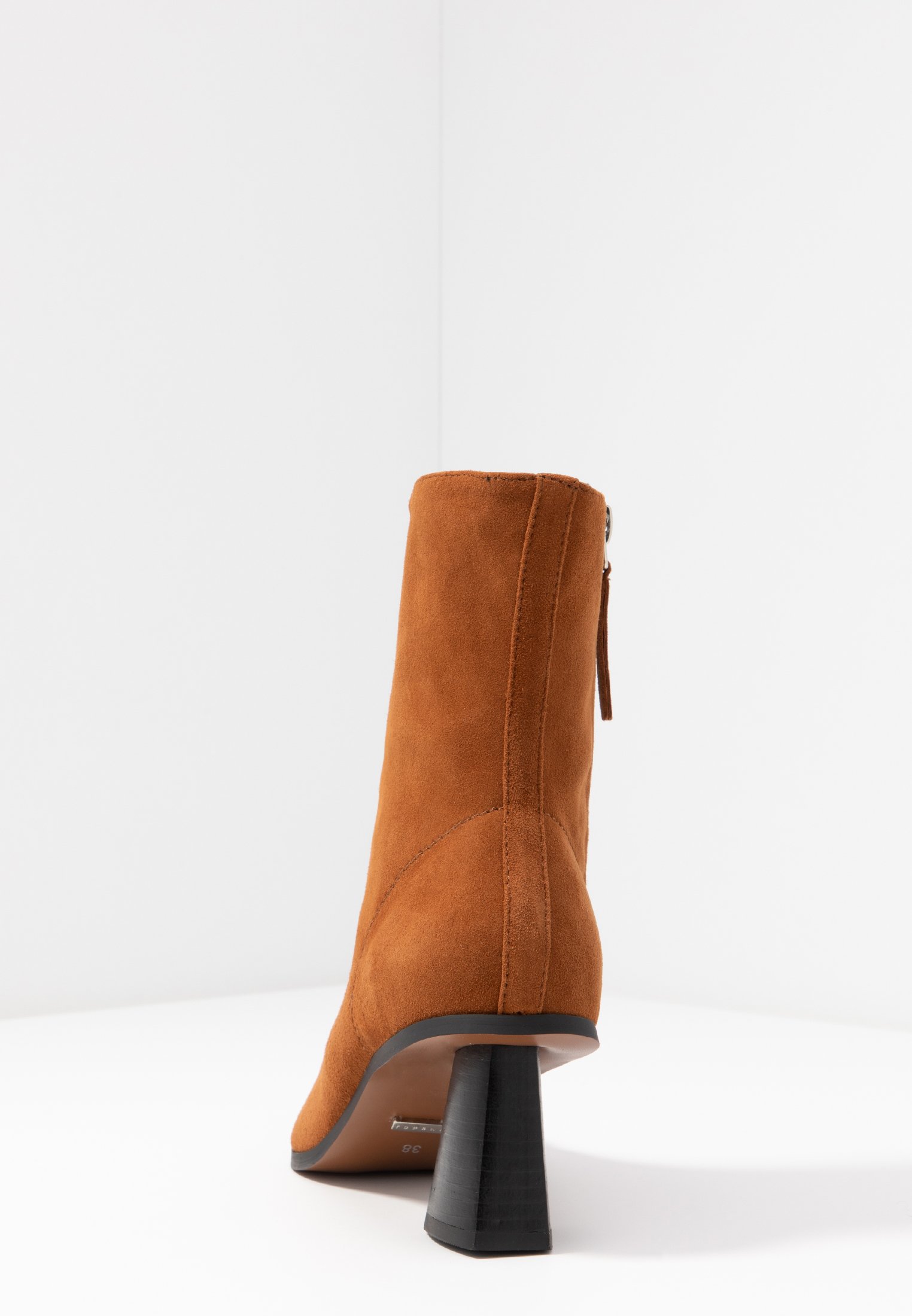 Topshop MAILE POINT BOOT Korte laarzen tan Zalando.nl Topshop MAILE POINT BOOT Korte laarzen tan Zalando.nl