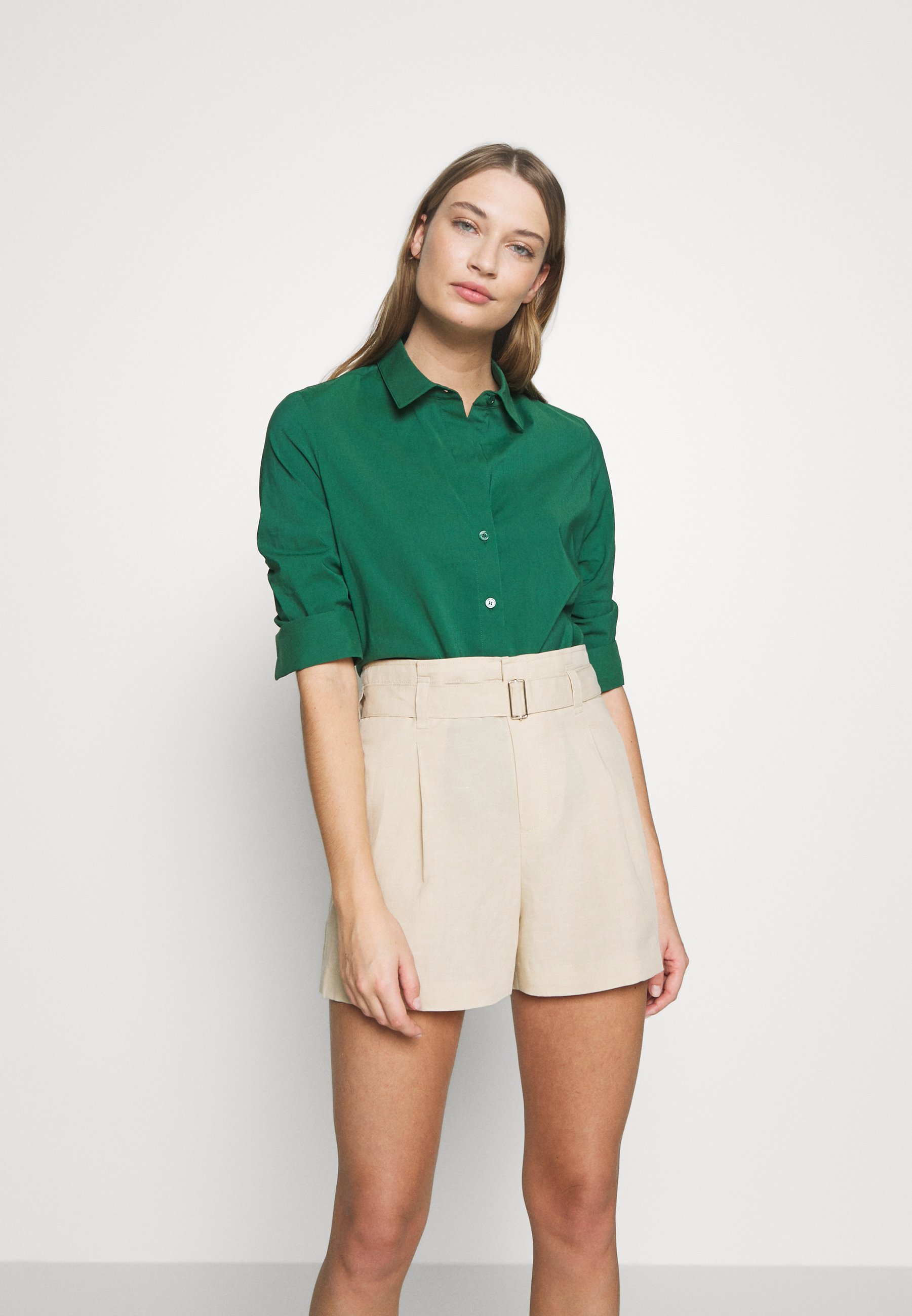 Steffen Schraut BENITA ESSENTIAL BLOUSE Skjorte ocean Steffen Schraut BENITA ESSENTIAL BLOUSE - Skjorte - ocean green