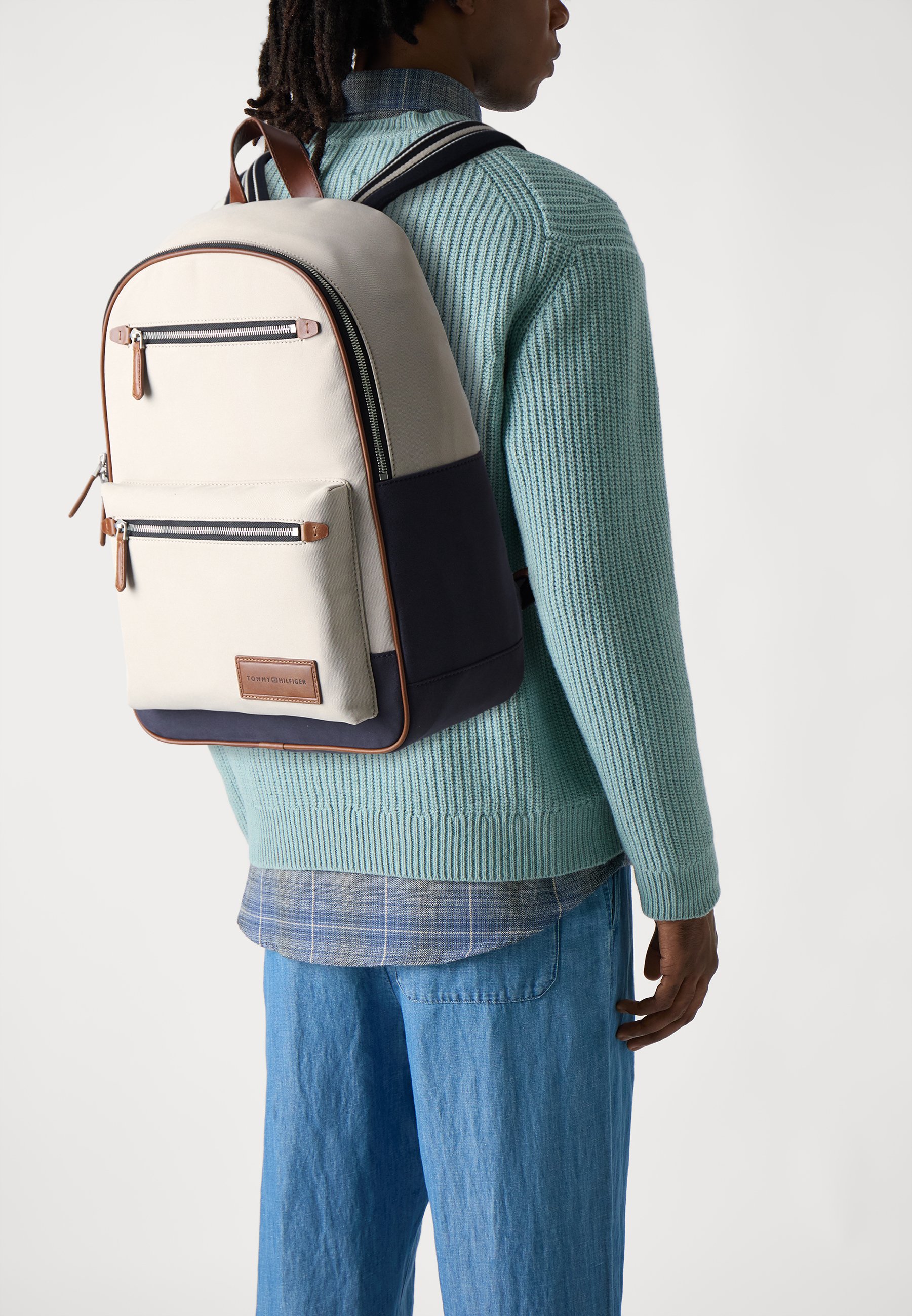 Tommy Hilfiger Navy and Cream Backpack Tommy Hilfiger School bag - calico space blue stripe/white  main image 4