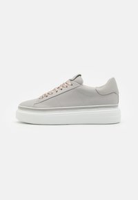 Kennel + Schmenger - ELAN - Trainers - cement/white Thumbnail Image 1