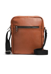 STILLCLEAN ZIP MESSENGER - Skuldertasker - cognac