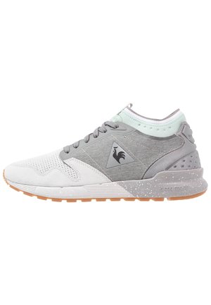 Baskets basses - grey