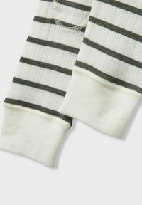 Name it LANGE  - Base layer - snow white
