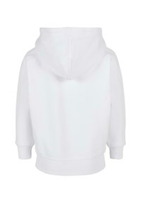 Fehér kapucnis sweatshirt, amely húzózsinórral, bordázott mandzsettákkal és szegéllyel rendelkezik. Puha anyagból készült, egyszerű dizájnú, látható logók vagy minták nélkül.