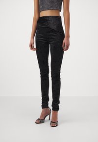 Gestuz Legging (type pantalon) - black