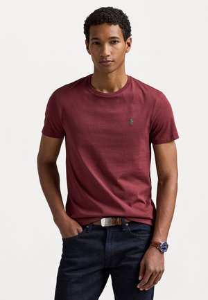 - T-shirt basic