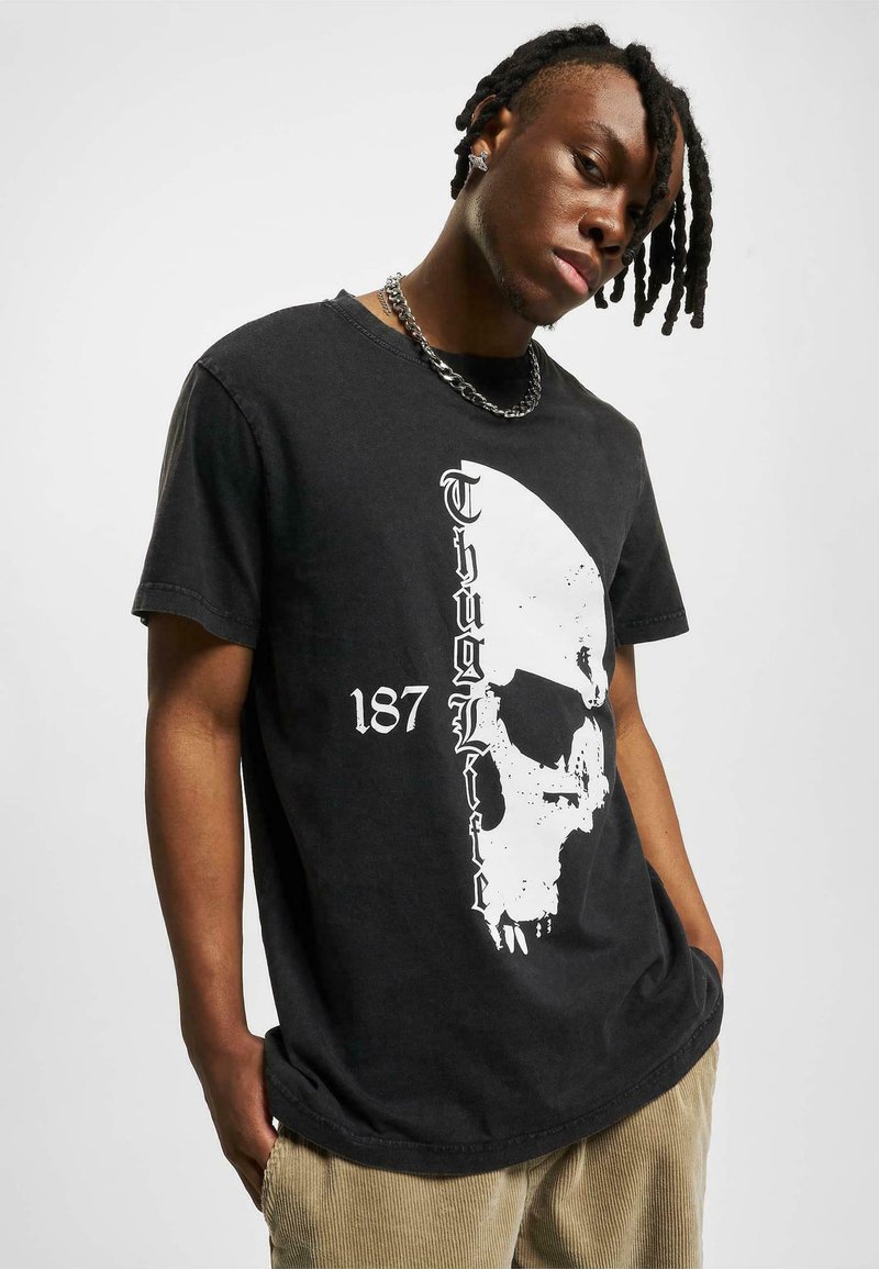 Thug Life T-shirts med print - black