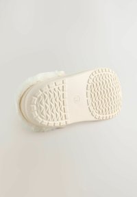 Next REGULAR FIT - Hjemmesko - white christmas badge faux fur lined