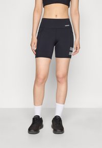 Stronger - SIGNATURE POCKET CONTOURING SHORTS - Leggings - black Thumbnail Image 1