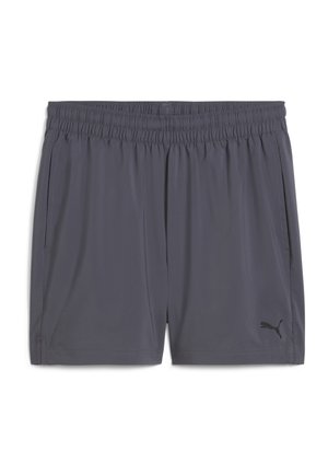 Grå atletikshorts lavet af letvægtsstof, med elastisk linning, sidelommer og en sort Puma-logo på nederste højre side.