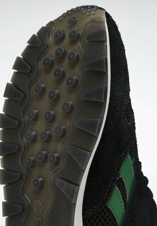 REEBOK CLASSIC x HUMAN RIGHTS NOW CL LEATHER UNISEX - Trainers2