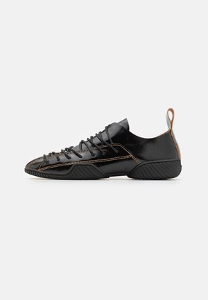 MIISTA PRUDENCELACE BROGUES - Šņorkurpes - black