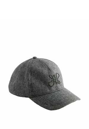 Cappello di stoffa grigio con finitura texture, visiera curva e logo ricamato sul davanti. Dotato di una classica chiusura posteriore regolabile.
