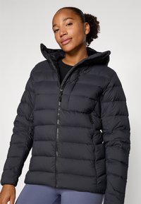 Norrøna FEMUND ZIP HOOD - Tolldzseki - caviar black