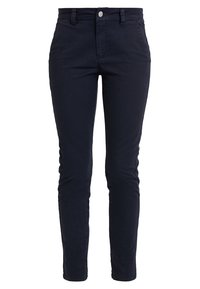 Granatowe wąskie spodnie z szlufkami na pasek, przednim guzikiem, suwakiem i bocznymi kieszeniami, prezentowane na białym tle.