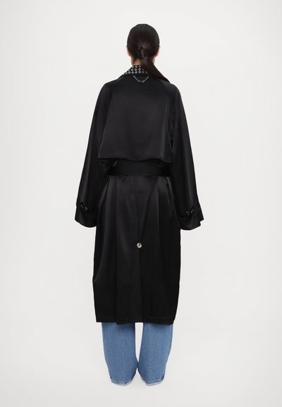 Rabanne Trenchcoat - black