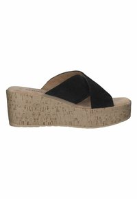 s.Oliver Pantofle na podpatku - black