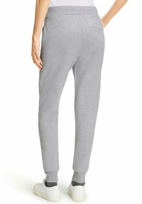 FALKE BASIC SWEAT PANTS - Pantaloni sportivi - grey-heather