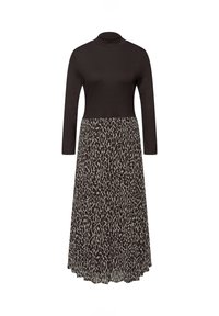 Zwarte jurk met lange mouwen, een hoge halslijn en een geplooide rok met een donkerbruine en beige luipaardprint.