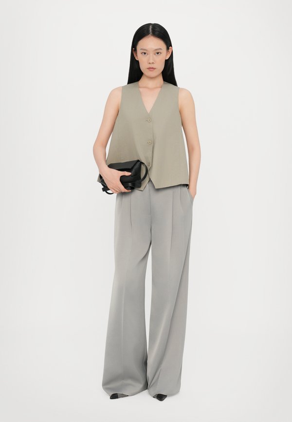 NIVOSE - Blouse - salbei2