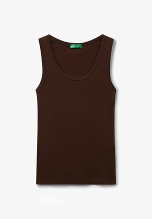 Donkerbruine mouwloze katoenen tanktop met een ronde hals en een klein logo nabij de onderrand op een witte achtergrond.