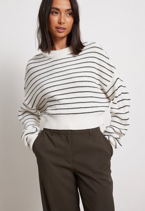 MIT STREIFEN - Jersey de punto - white black