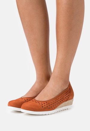 Gabor Comfort, Escarpins compensés - orange