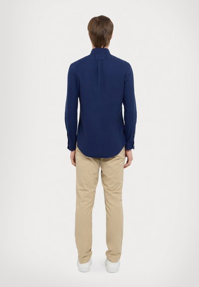 Polo Ralph Lauren SLIM FIT GARMENT-DYED OXFORD SHIRT - Cămașă - spring navy