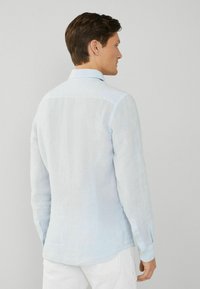 Hackett London GARMENT DYE - Košeľa - sky blue