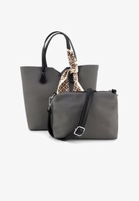 Niet geselecteerd, mercury grey