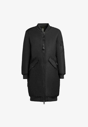 Schwarze Bomberjacke, knielang, mit gerippten Bündchen und Saum. Verfügt über einen Frontreißverschluss, Seitentaschen und eine Reißverschlusstasche am Arm.