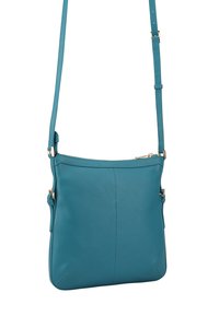 Teal leren schoudertas met een verstelbare schouderband en gouden hardware. Voorzien van een rits bovenkant en een gladde, gestructureerde oppervlakte.