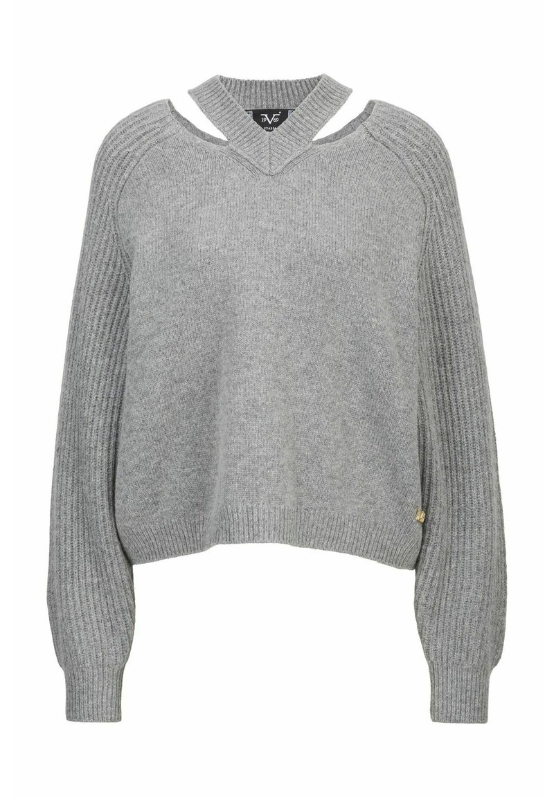 Grauer Strickpullover mit V-Ausschnitt und Schulterdurchbrüchen. Mit gerippten Ärmeln und einem enganliegenden Saum. Weiche Textur, lässiges, kurzes Design.