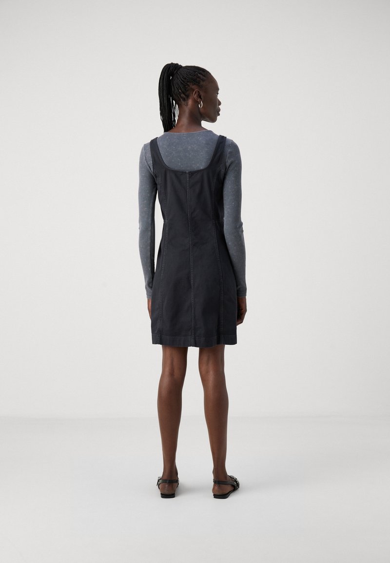Gap Tall STATEMENT UTILITY MINI - Denim dress - black - Zalando.ie