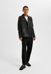 Selected Femme Odinis švarkas - black