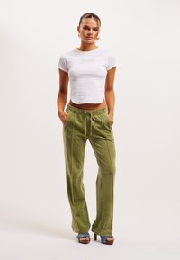 Juicy Couture - TRACK PANTS - Tracksuit bottoms - mosstone Thumbnail Image 1