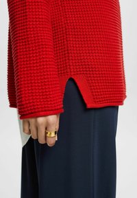 Esprit Sweter