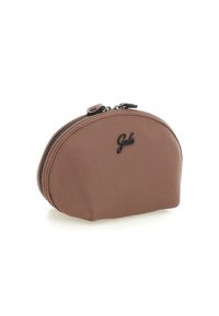 Borsa in pelle marrone con finitura texturizzata, forma arrotondata e chiusura con zip. Presenta un logo del marchio discreto sul davanti.